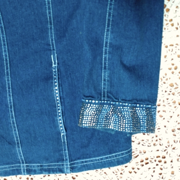 NWOT Quacker Factory Rhinestone Denim Jacket Blue L - Picture 5 of 7